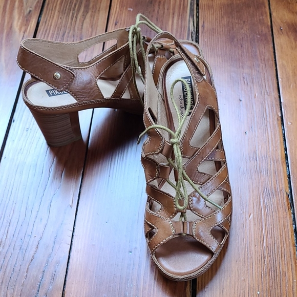 Pikolinos Java Sandals - Picture 5 of 8